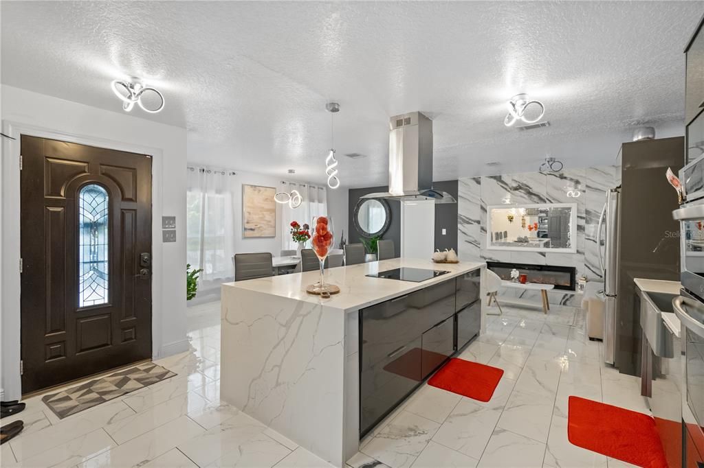 Dining room, Interior, Kitchen, Marble, Marble Walls, Pendant Lights