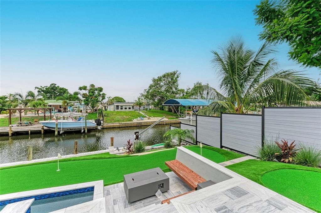 Exterior, Pool, Water