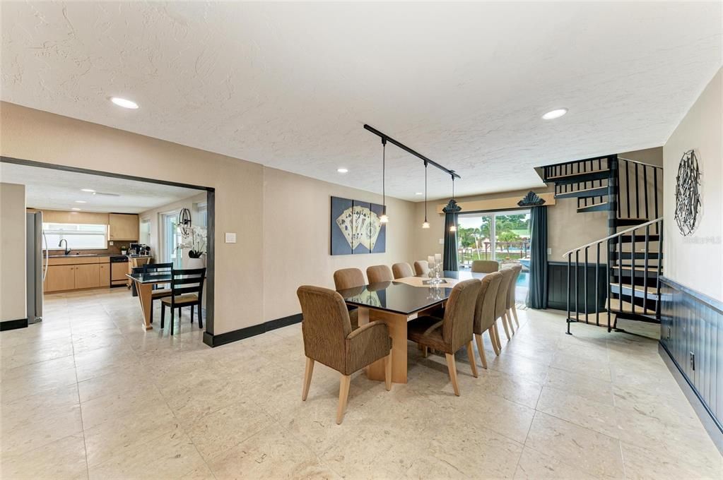 Dining room, Interior, Pendant Lights, Recessed Lighting