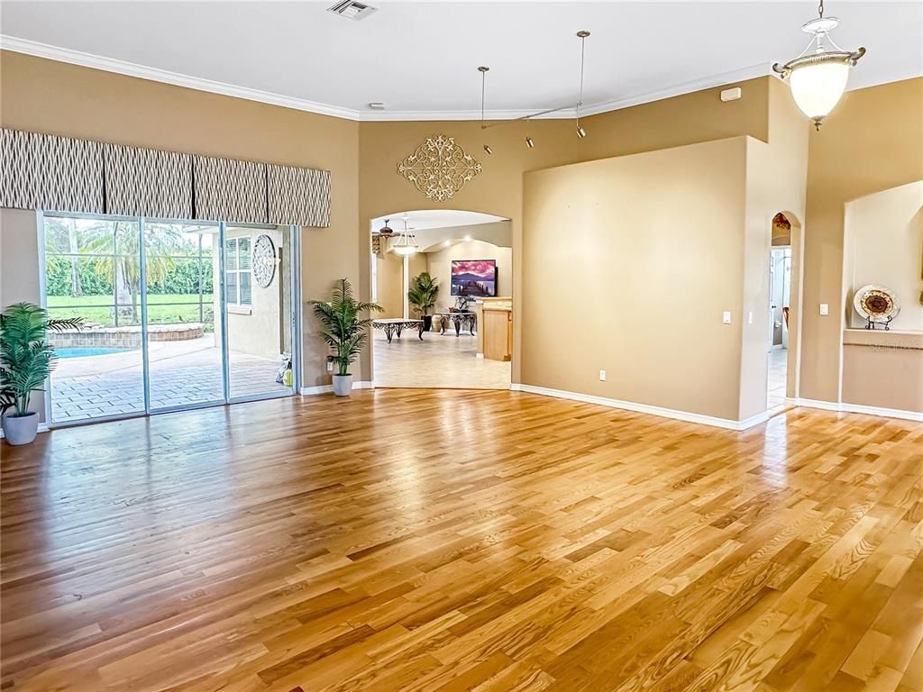Empty room, Interior, Pendant Lights, Wood Texture Flooring