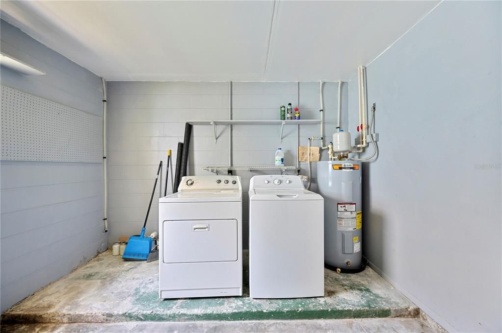 Interior, Washer