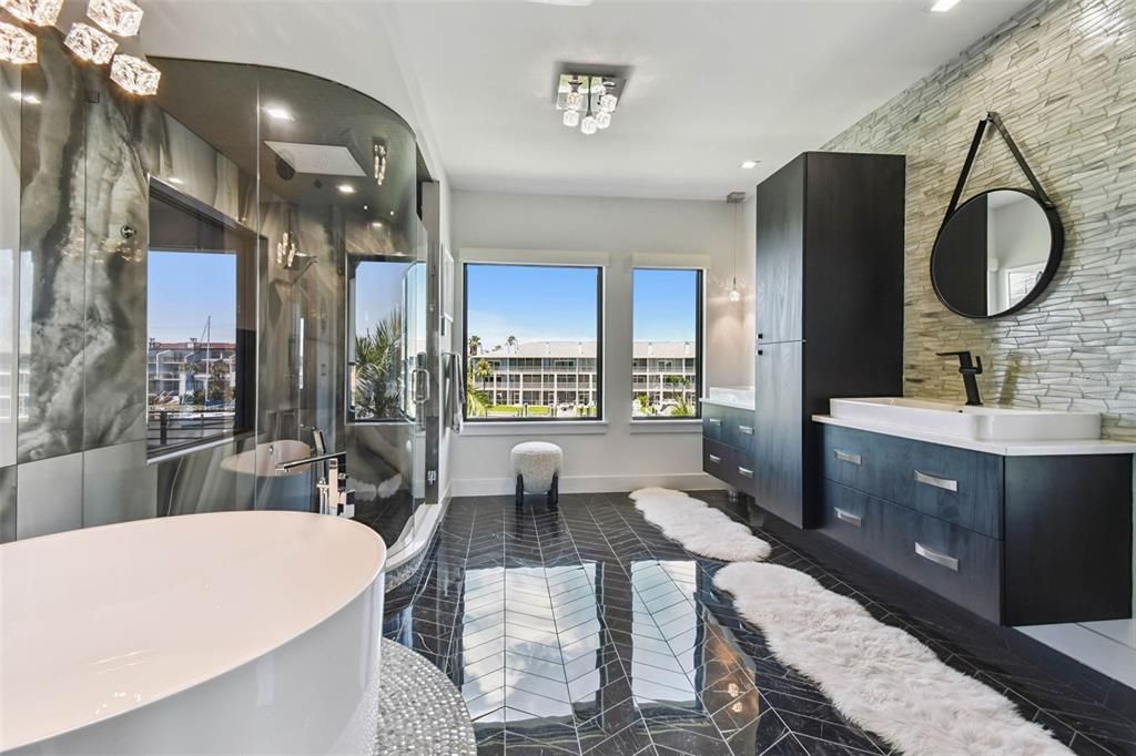 Bathroom, Dual Sink Vanities, Free Standing Baths, Interior, Marble, Recessed Lighting