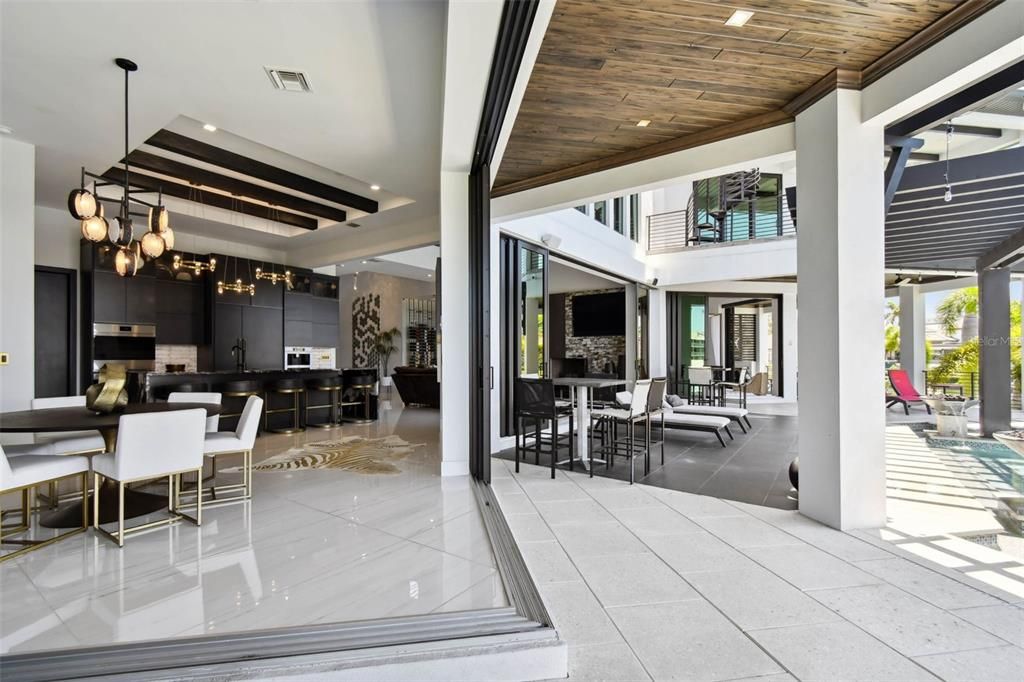 Dining room, Interior, Kitchen, Pendant Lights, Recessed Lighting, Stainless Steel Appliances, Wooden Ceilings