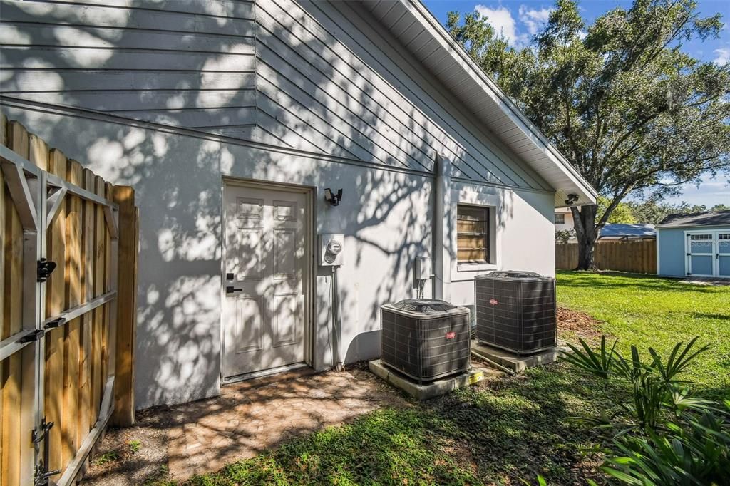 Backyard, Exterior