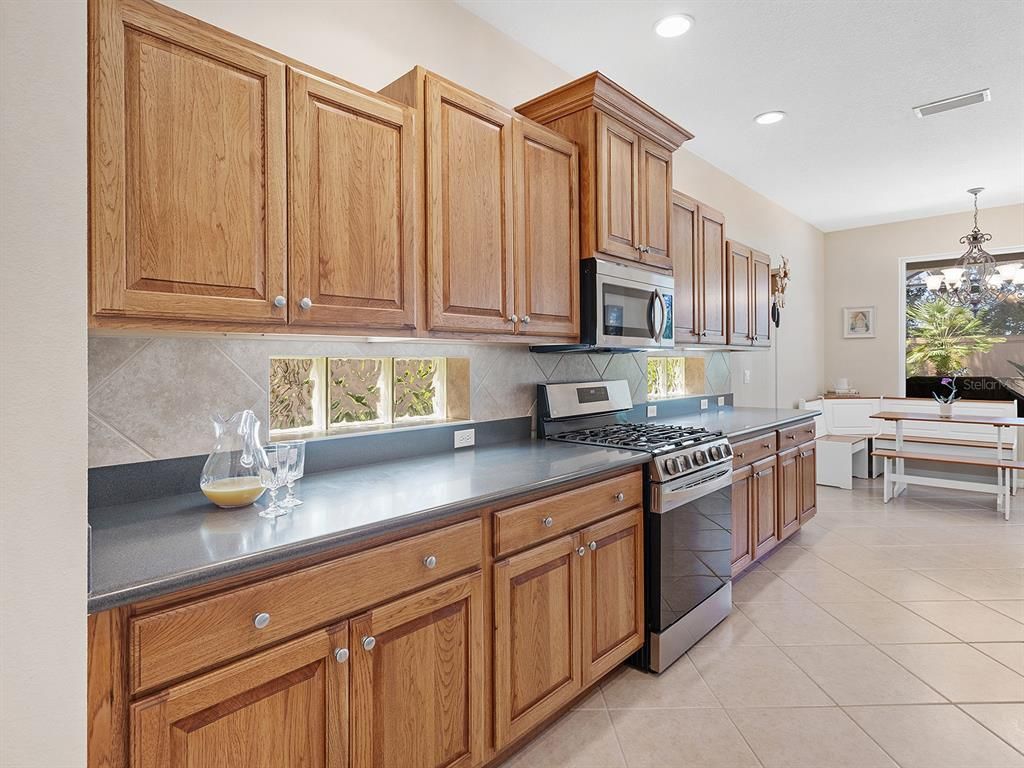 Dining room, Interior, Kitchen, Pendant Lights, Recessed Lighting