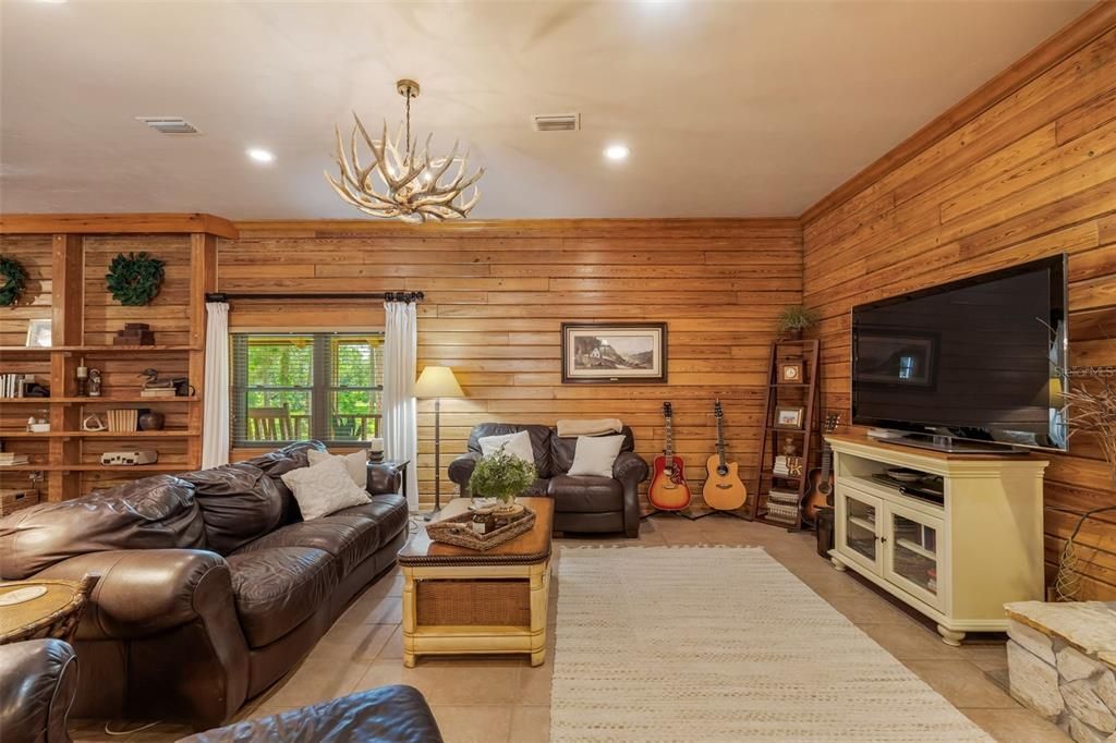 Interior, Living room, Pendant Lights, Recessed Lighting, Wooden Walls