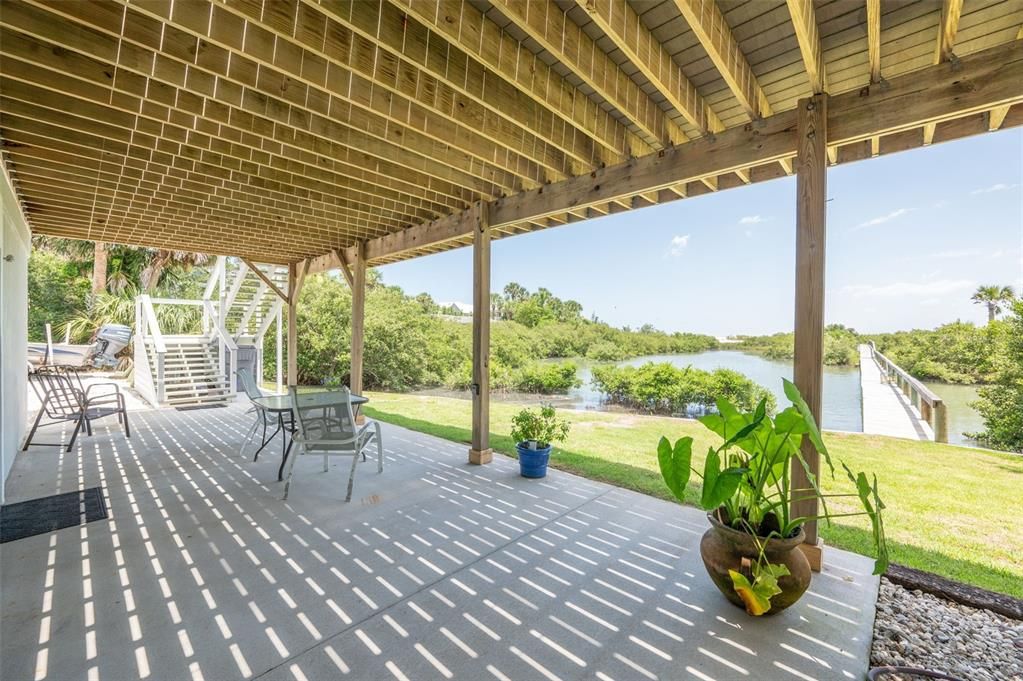 Backyard, Exterior, Water