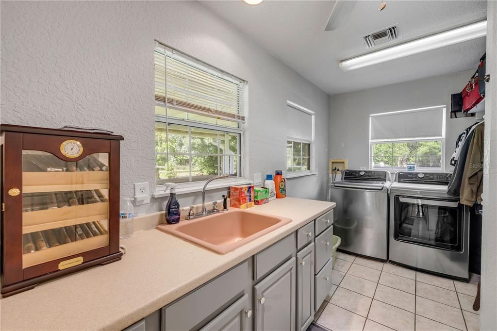 Interior, Recessed Lighting, Washer
