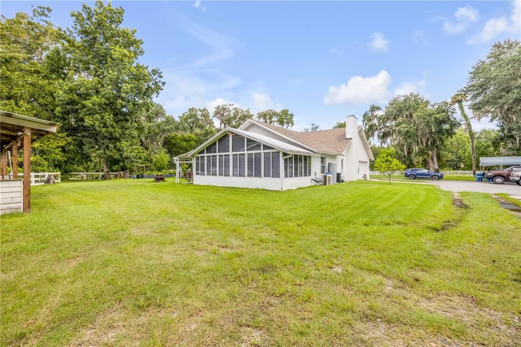 Backyard, Exterior