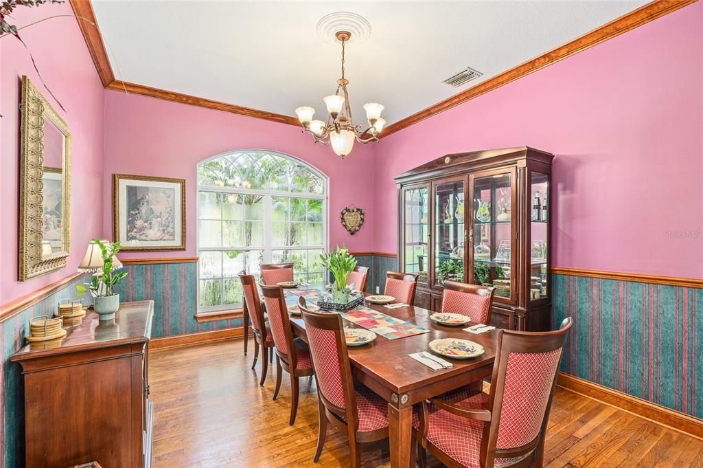 Chandelier, Dining room, Interior, Wood Texture Flooring