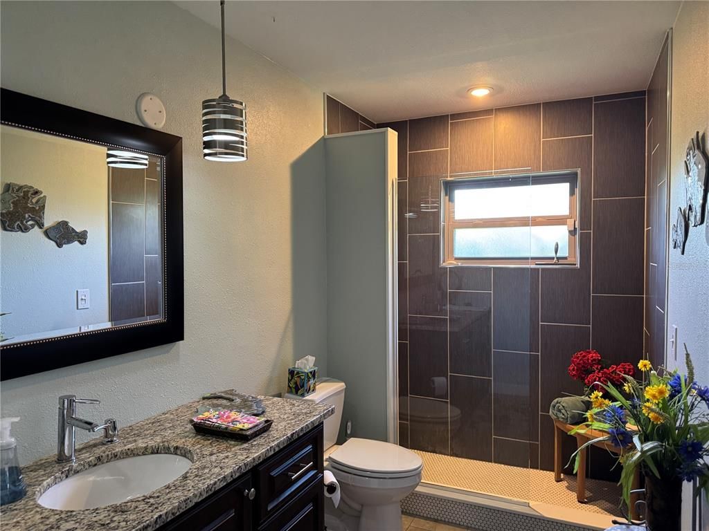 Bathroom, Glass Shower, Interior, Pendant Lights, Recessed Lighting