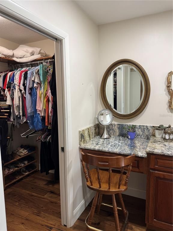 Interior, Walk-in Closets, Wood Texture Flooring