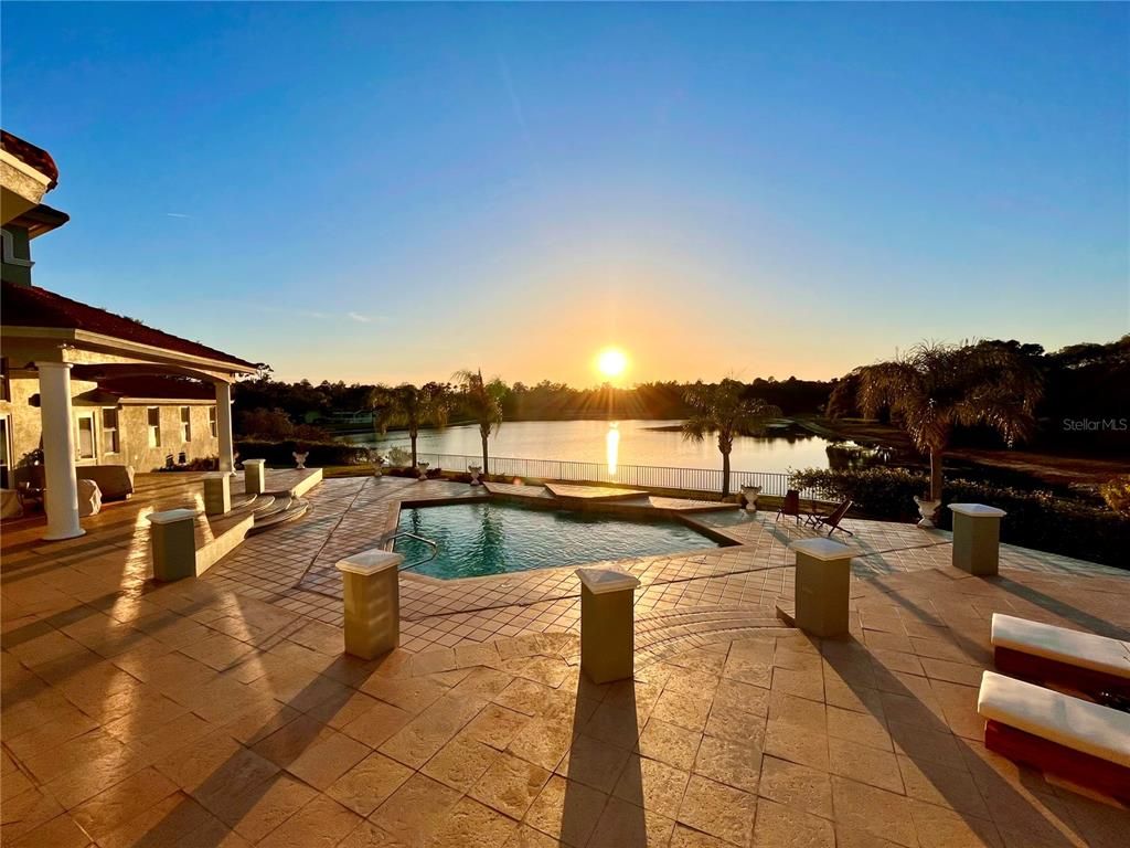 Exterior, Pool, Water