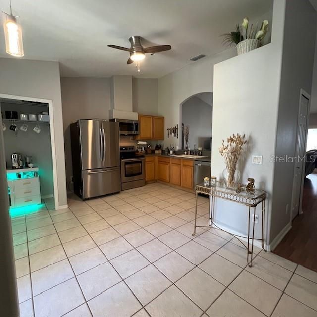 Interior, Kitchen, Pendant Lights, Stainless Steel Appliances