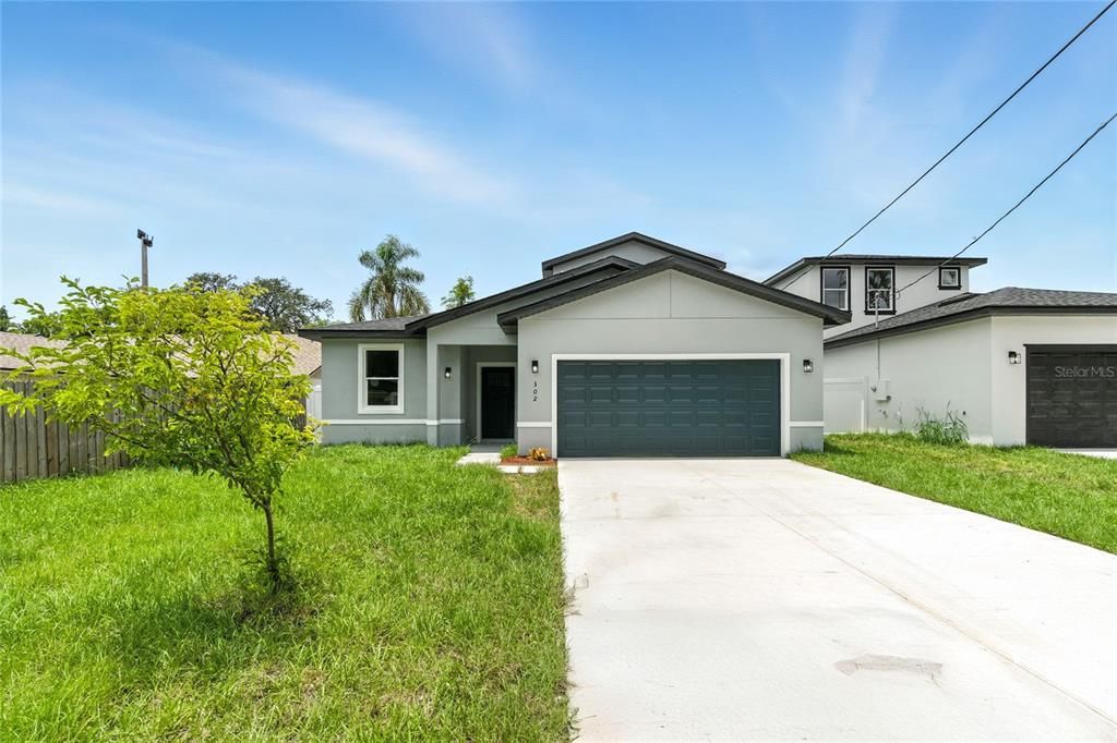 Attached, Backyard, Exterior, Facade, Ranch