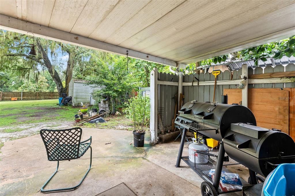 Backyard, Exterior