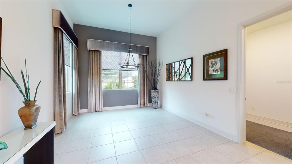 Empty room, Interior, Pendant Lights