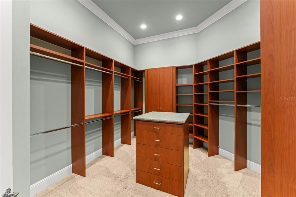 Interior, Recessed Lighting, Walk-in Closets
