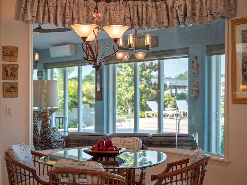 Dining room, Interior, Pendant Lights