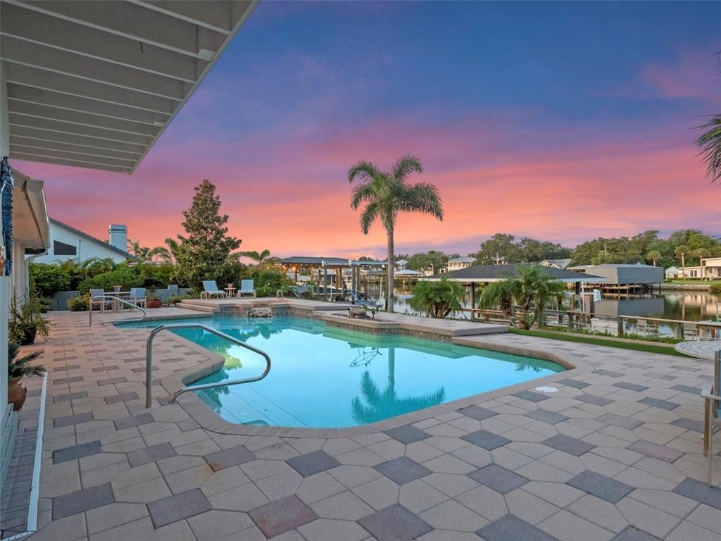 Exterior, Pool, Water