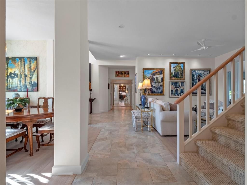 Dining room, Interior, Recessed Lighting