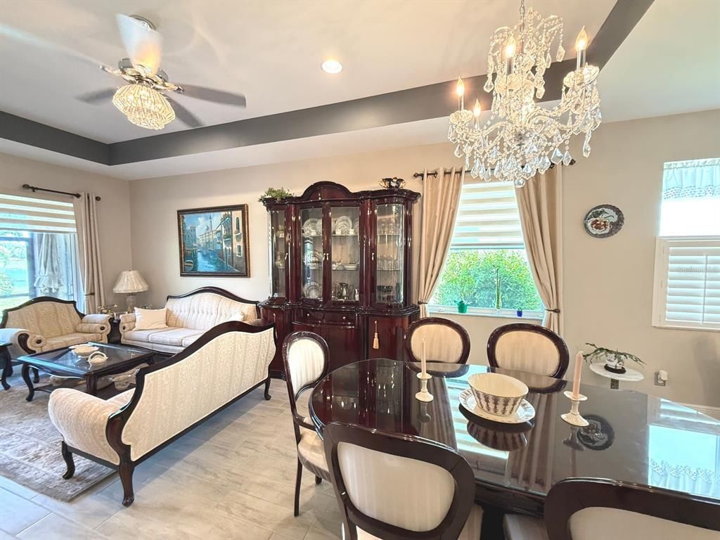 Chandelier, Dining room, Interior, Living room, Recessed Lighting, Wood Texture Flooring