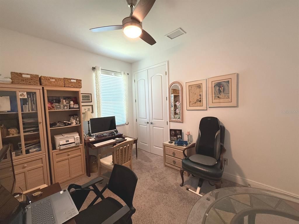 Home Office, Interior