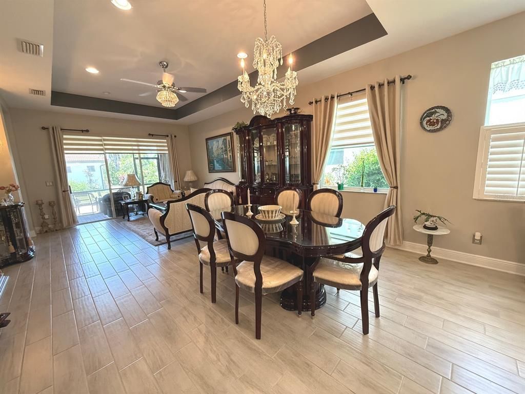 Chandelier, Dining room, Interior, Living room, Recessed Lighting, Wood Texture Flooring