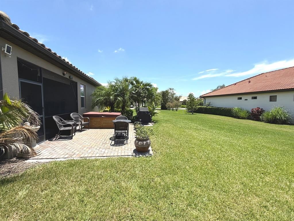 Backyard, Exterior, Hot Tub