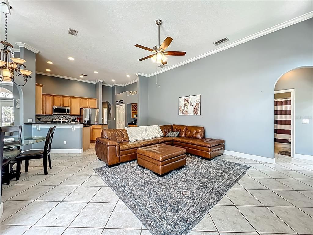 Chandelier, Dining room, Interior, Kitchen, Living room, Pendant Lights, Recessed Lighting, Stainless Steel Appliances