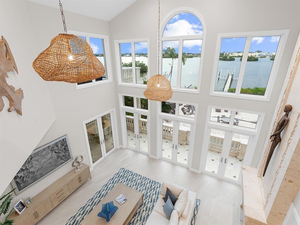 Interior, Living room, Pendant Lights, Water