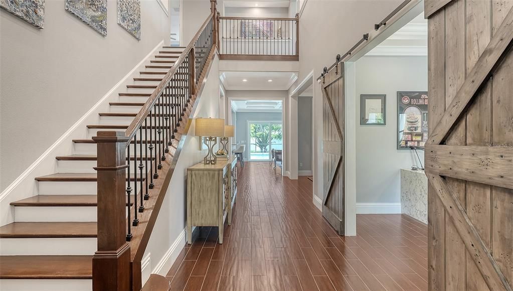Interior, Recessed Lighting, Wood Texture Flooring