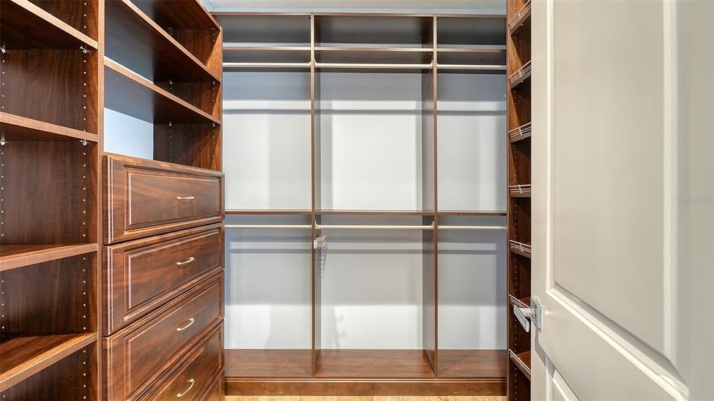 Interior, Walk-in Closets