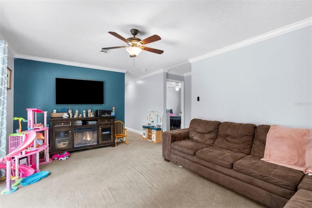 Fireplace, Interior, Living room