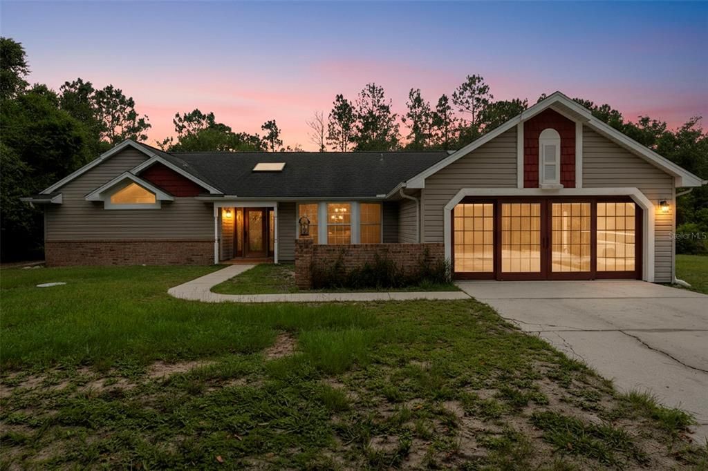 Attached, Backyard, Exterior, Facade, Ranch