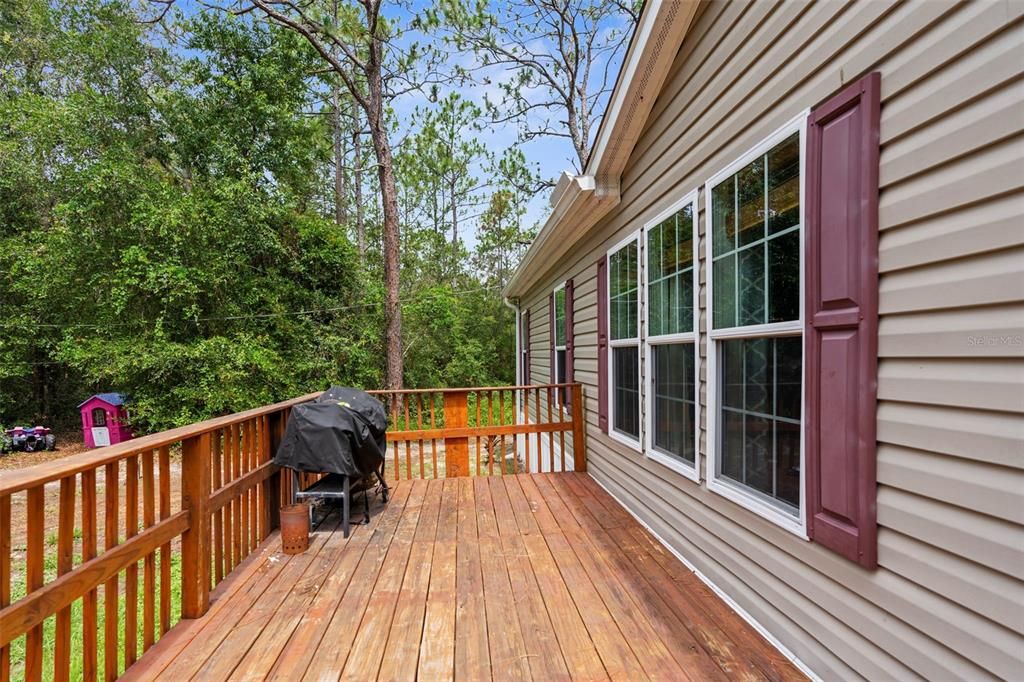 Exterior, Wood Texture Flooring