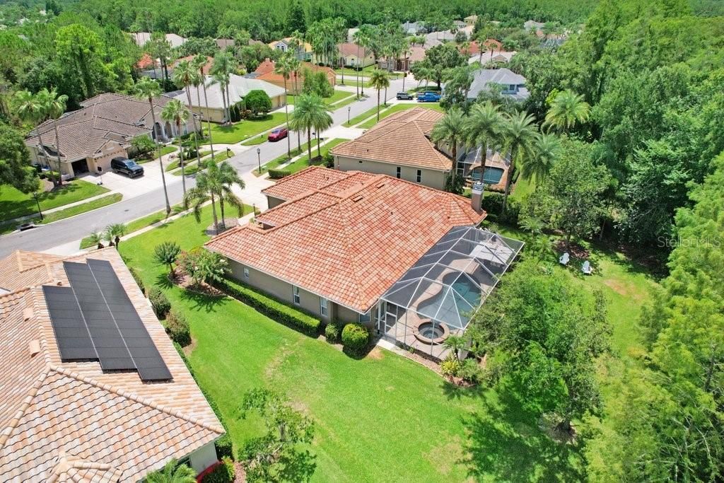 Exterior, Drone