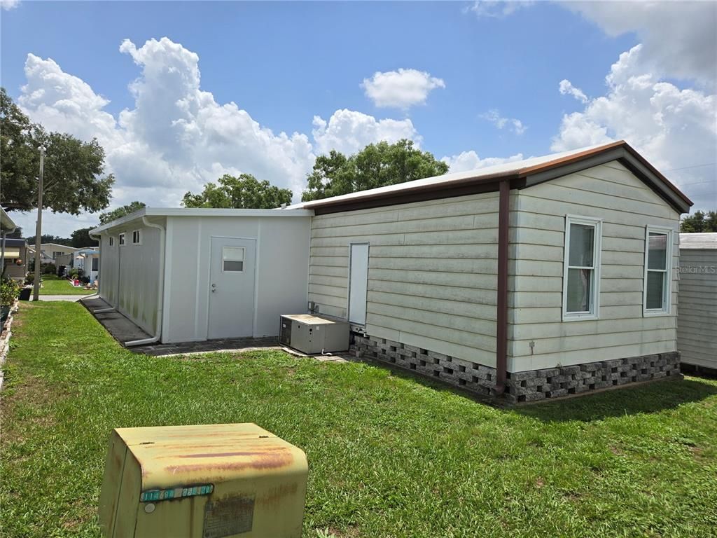 Backyard, Exterior