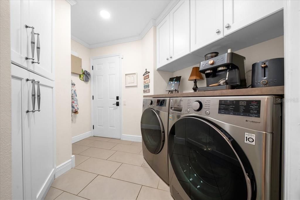 Interior, Recessed Lighting, Washer