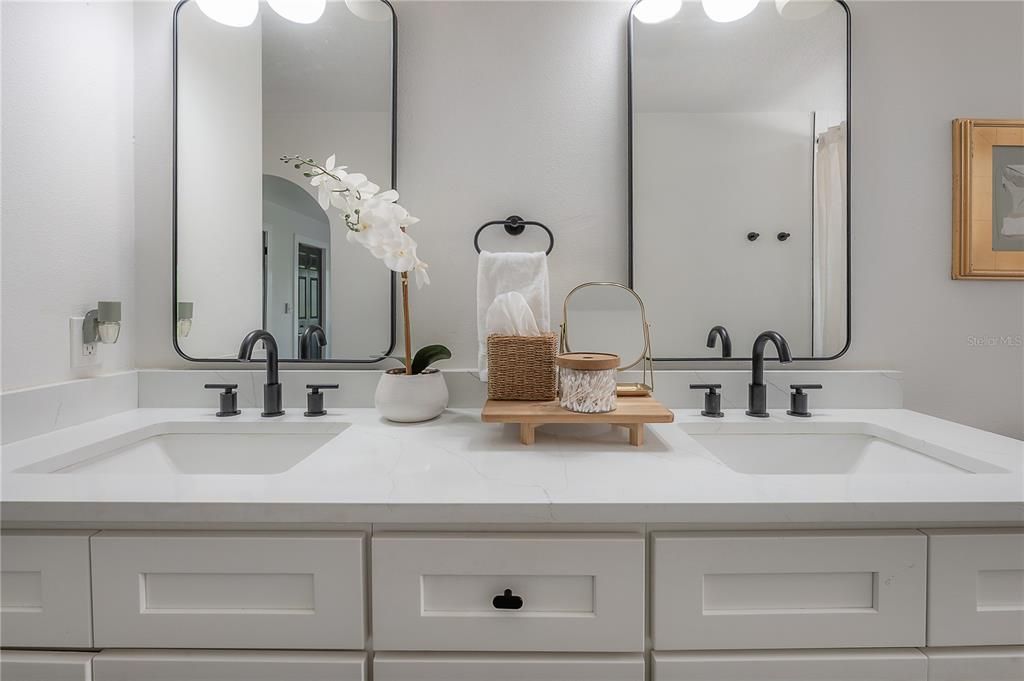 Bathroom, Dual Sink Vanities, Interior