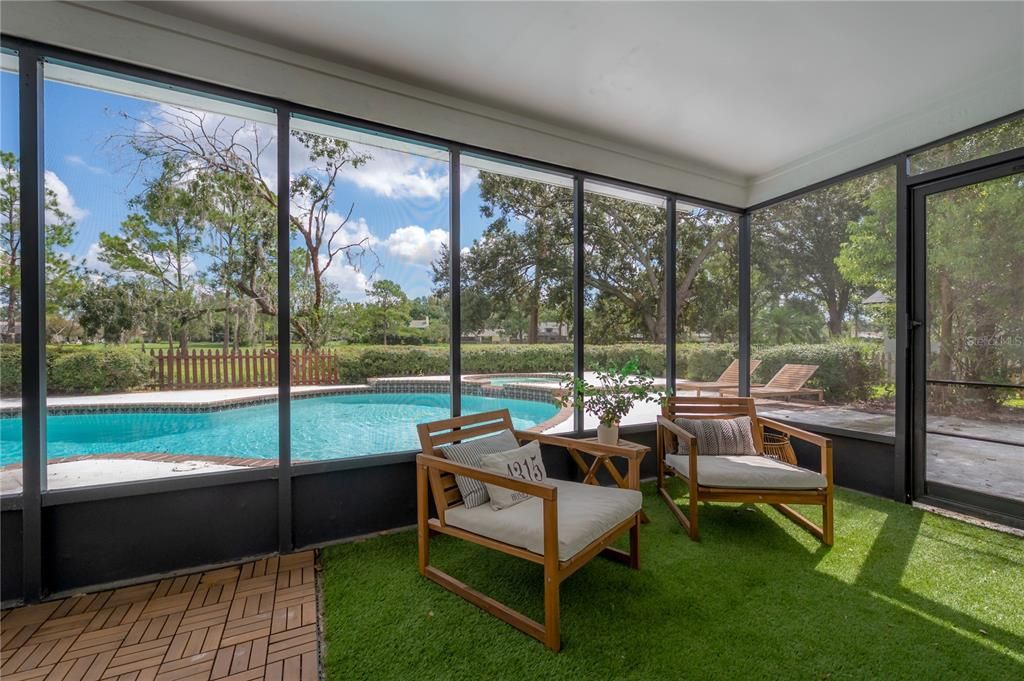 Interior, Pool, Sun Room