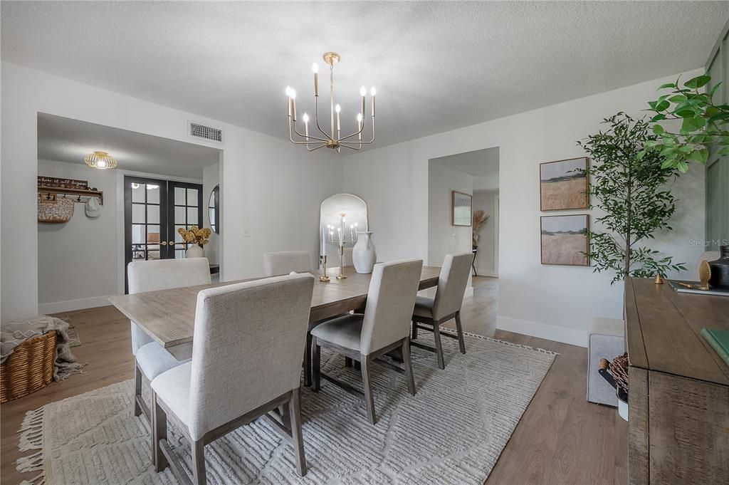 Chandelier, Dining room, Interior, Pendant Lights, Wood Texture Flooring