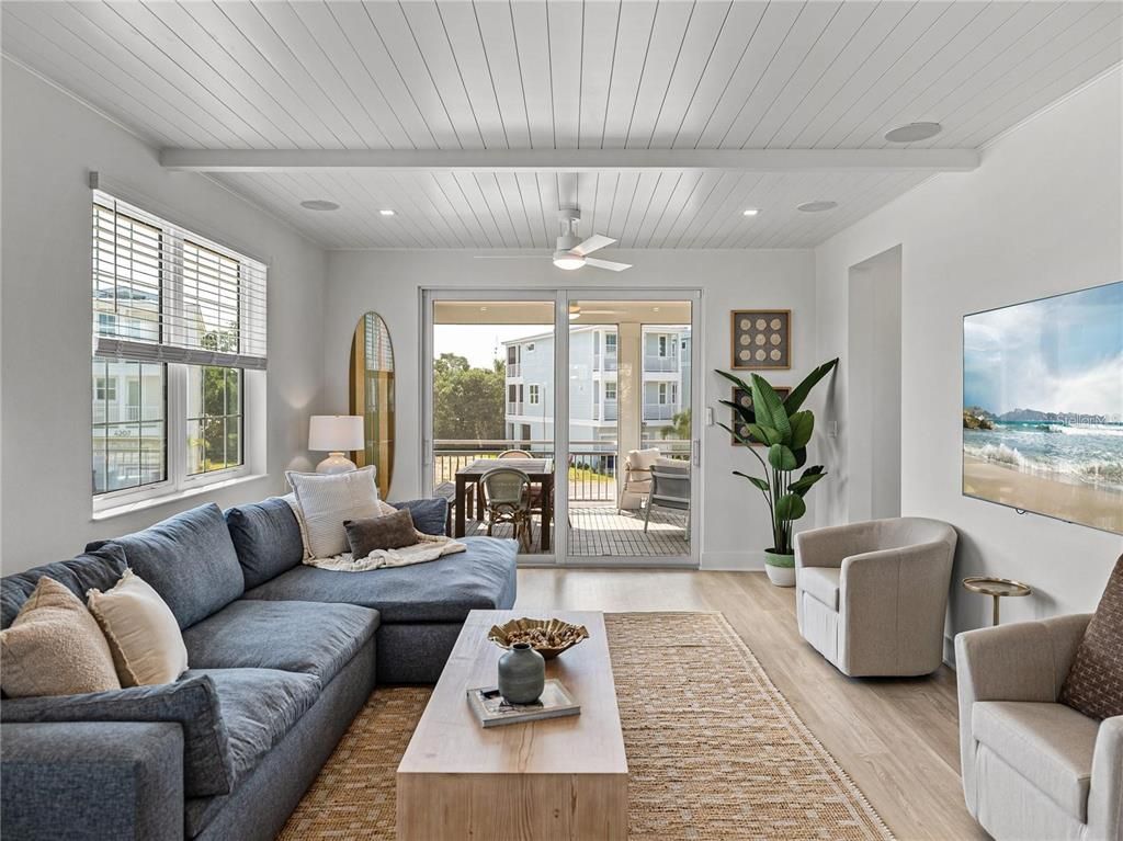 Interior, Living room, Recessed Lighting, Wood Texture Flooring