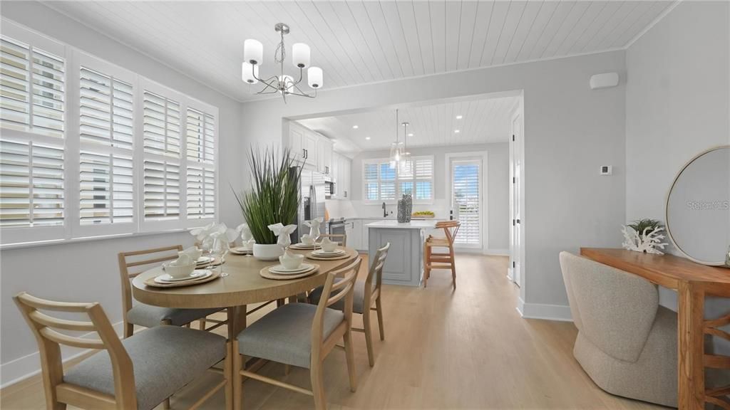 Chandelier, Dining room, Interior, Pendant Lights, Recessed Lighting, Wood Texture Flooring