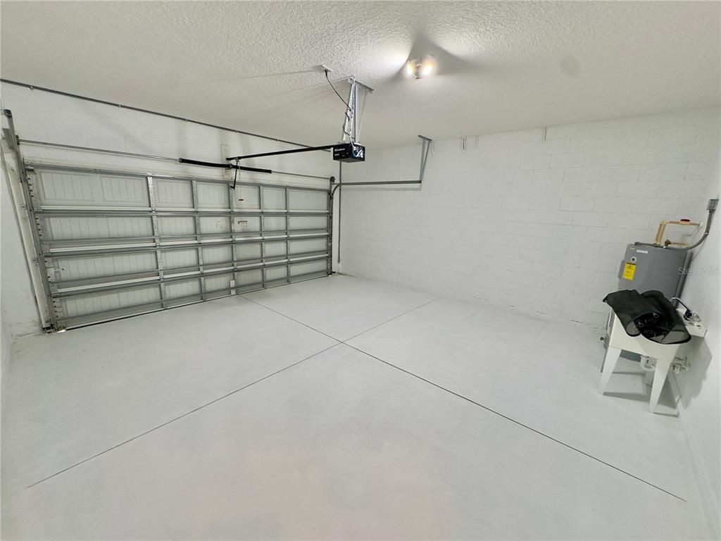 Garage, Interior