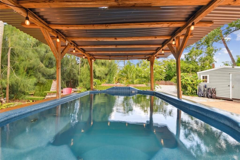 Exterior, Hot Tub, Pool