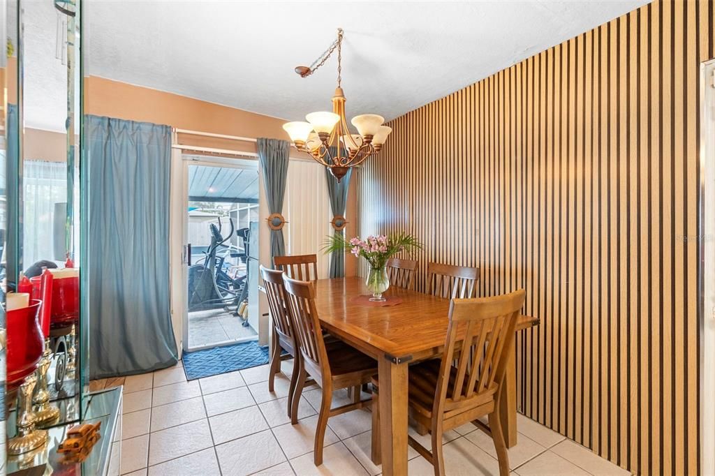 Chandelier, Dining room, Interior