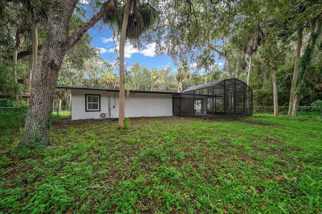 Backyard, Exterior