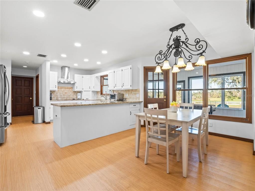 Chandelier, Dining room, Interior, Kitchen, Recessed Lighting, Wood Texture Flooring