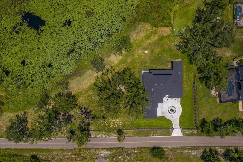 Exterior, Drone